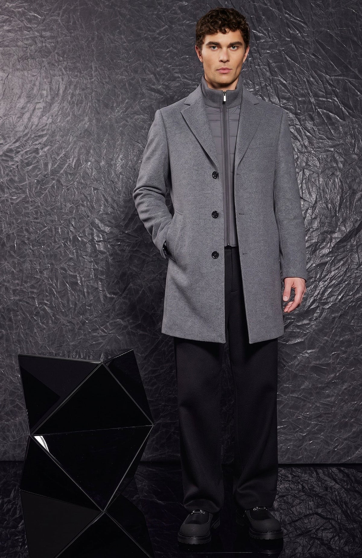 LeClaire Light Grey Wool & Cashmere Topcoat - MENS - Cardinal of Canada-CA - LeClaire Light Grey Wool & Cashmere Topcoat