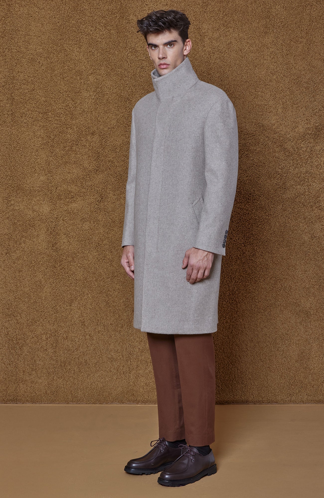 Limited Edition: Lenny Taupe Wool & Cashmere Topcoat - MENS - Cardinal of Canada - CA - Limited Edition: Lenny Taupe Wool & Cashmere Topcoat