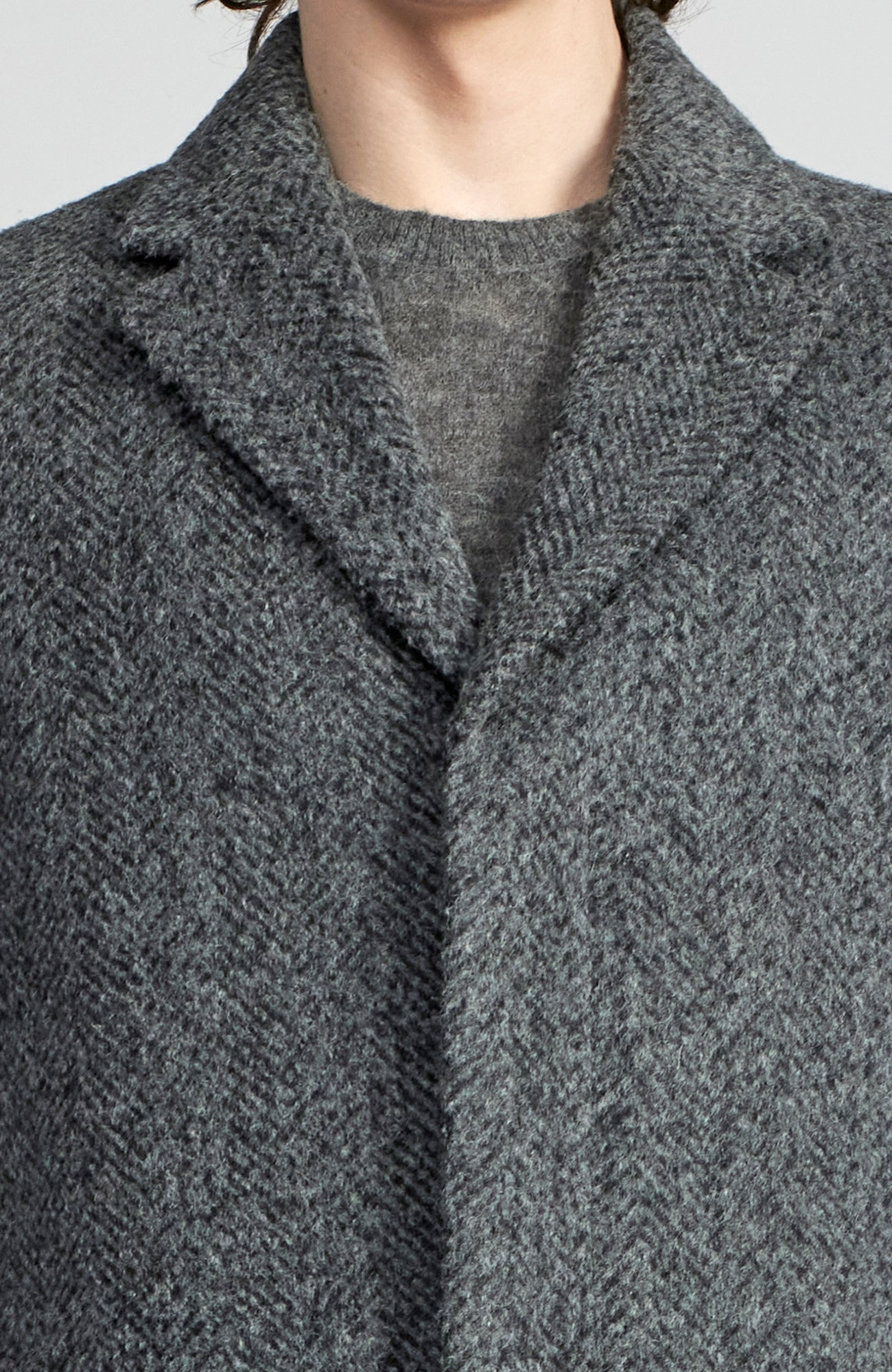 MERCER ALPACA & CASHMERE CHARCOAL HERRINGBONE TOPCOAT - MENS - Cardinal of Canada - CA - MERCER ALPACA & CASHMERE CHARCOAL HERRINGBONE TOPCOAT