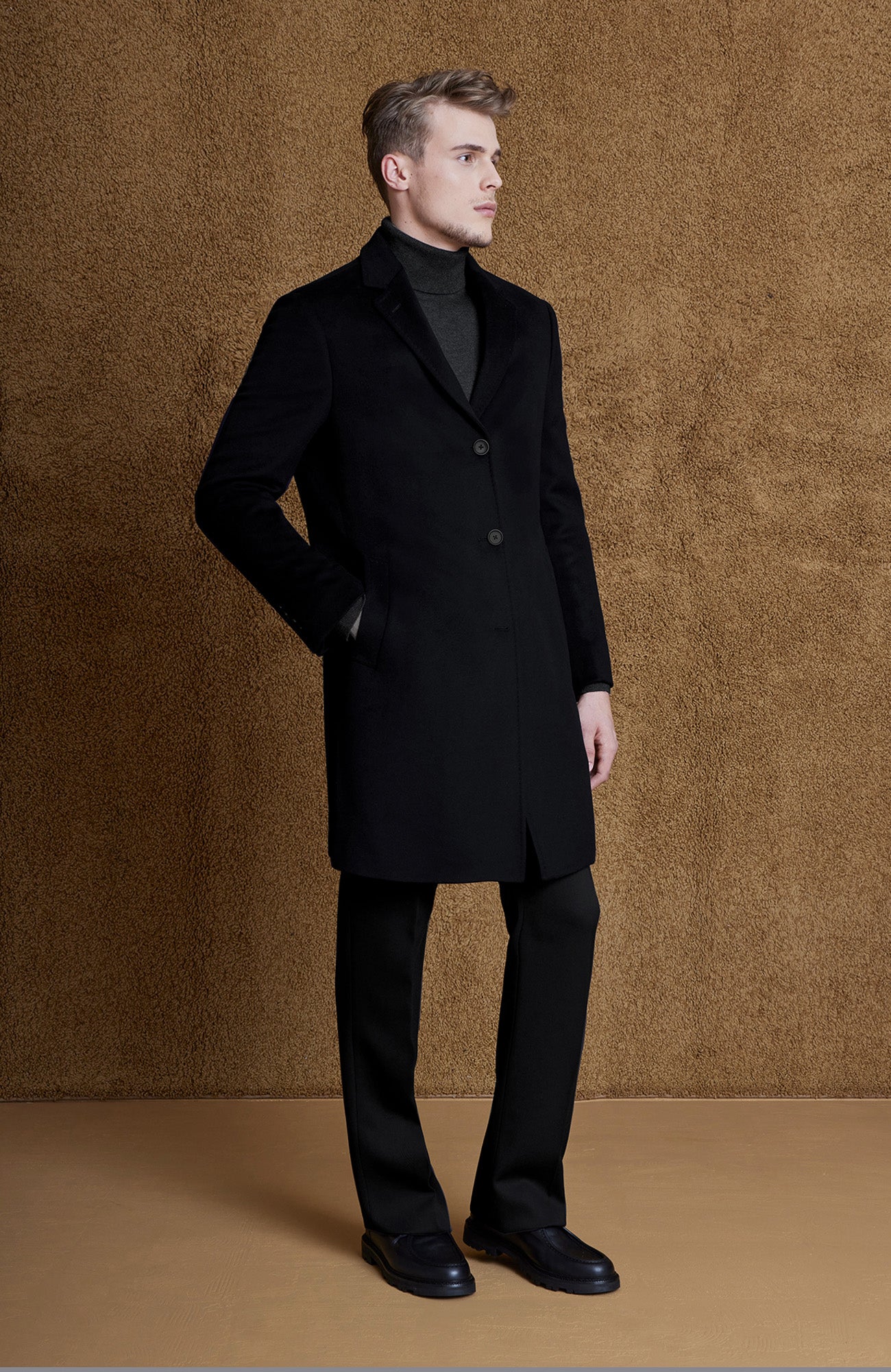 ST. PIERRE BLACK CASHMERE TOPCOAT - Dress - Cardinal of Canada - CA - ST. PIERRE BLACK CASHMERE TOPCOAT