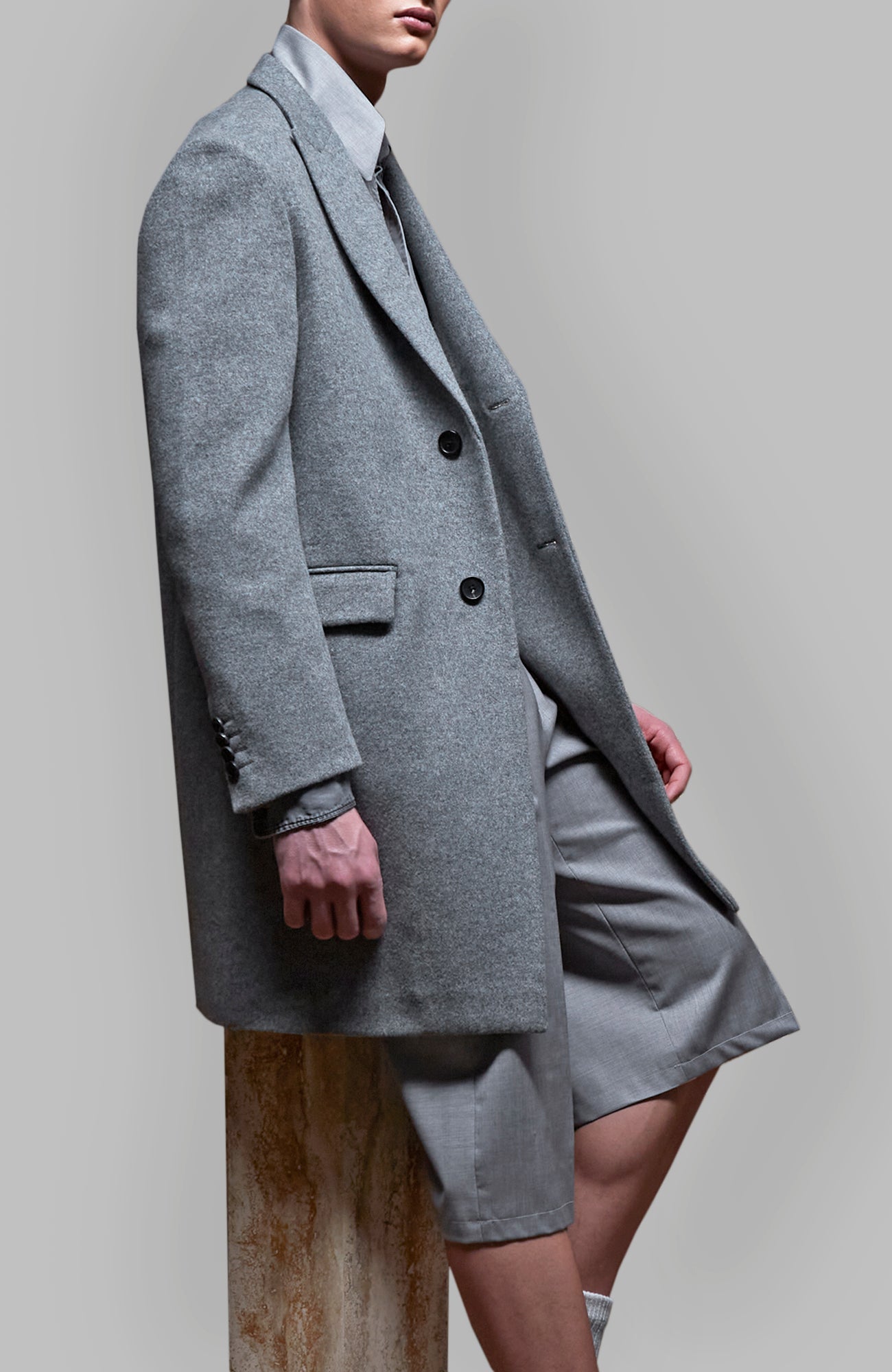 SUTTON LIGHT GREY WOOL OVERCOAT